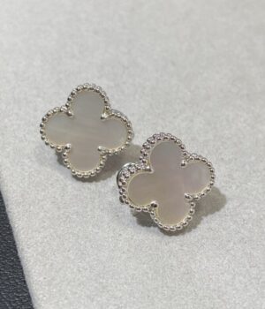 VCA Earring