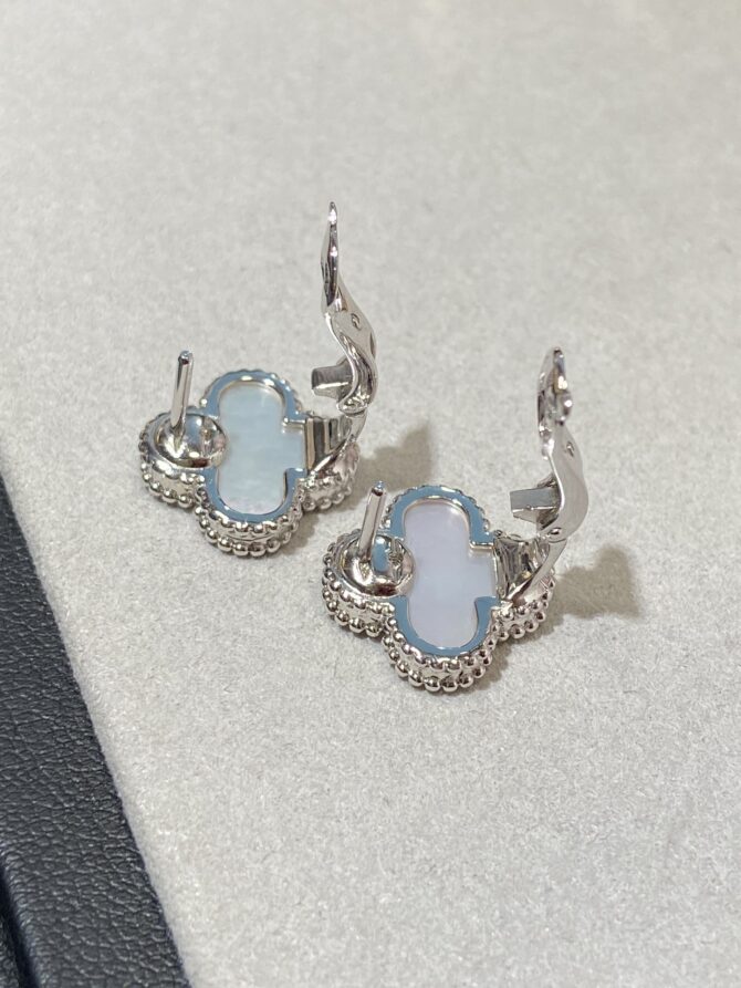 VCA Earring - Image 5