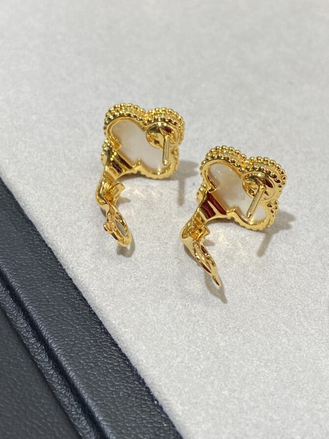 VCA Earring - Image 4