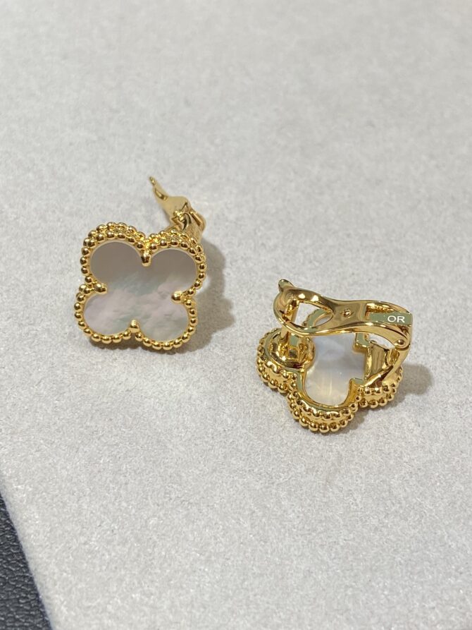 VCA Earring - Image 4