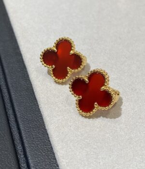 VCA Earring