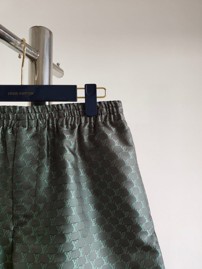 LV Short - Image 6