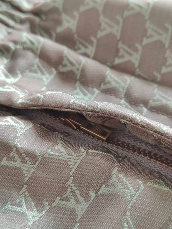 LV Short - Image 4