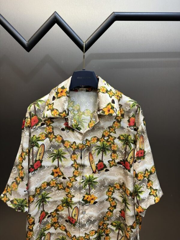 LV Shirt - Image 3