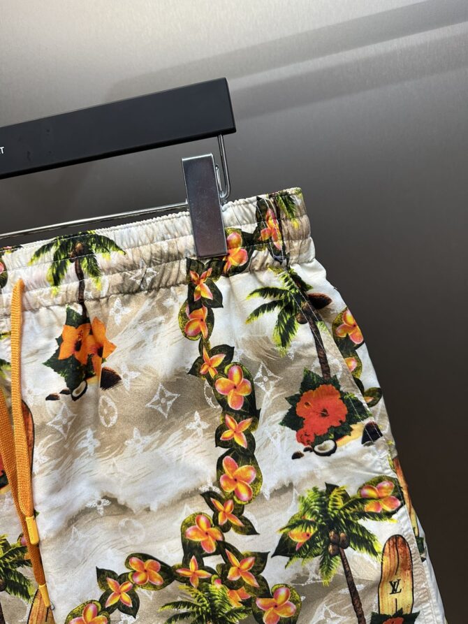 LV Short - Image 8