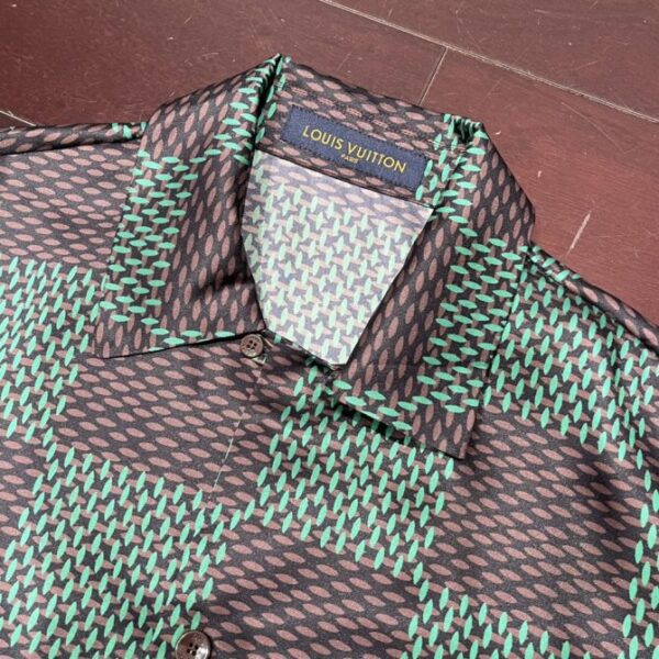 LV Shirt - Image 9