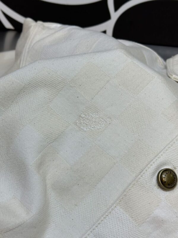 LV Shirt - Image 8
