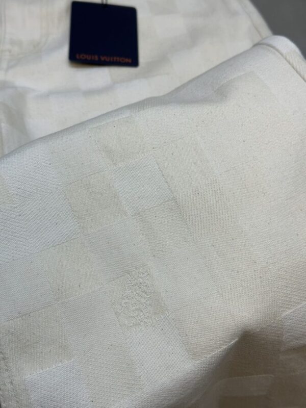 LV LongPant - Image 5