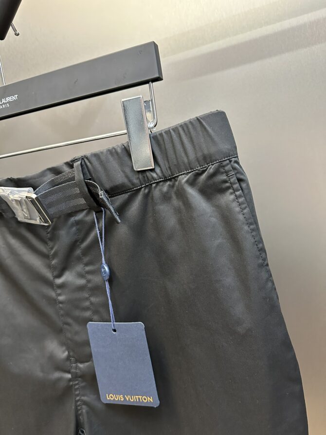 LV Short - Image 9