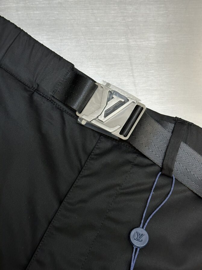 LV Short - Image 8