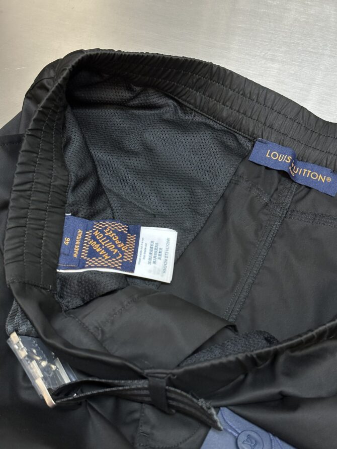 LV Short - Image 6