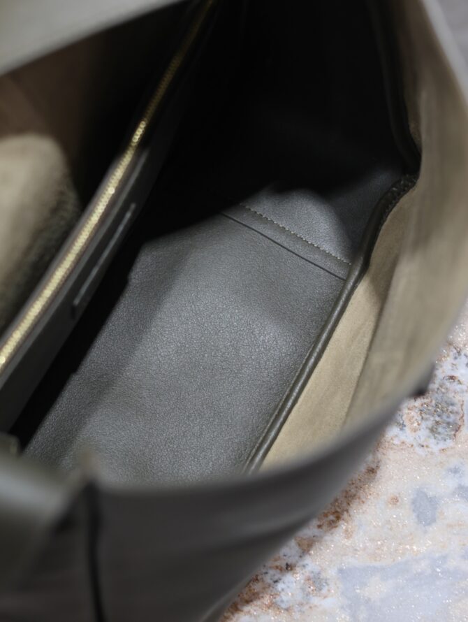 YSL Bag - Image 5