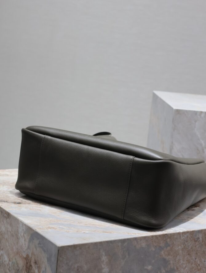 YSL Bag - Image 4