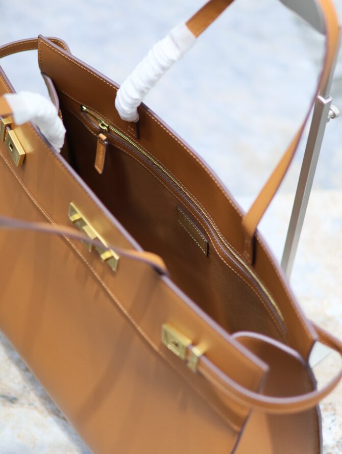YSL Bag - Image 5