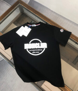 Moncler T-shirt