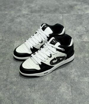 CD SNEAKERS