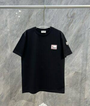 Moncler T-shirt