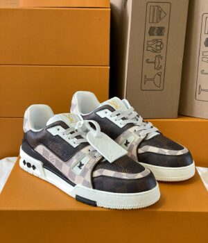 1V Trainer