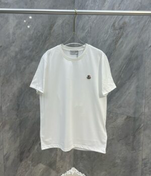 Moncler T-shirt
