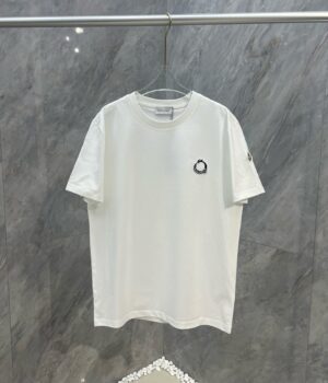 Moncler T-shirt