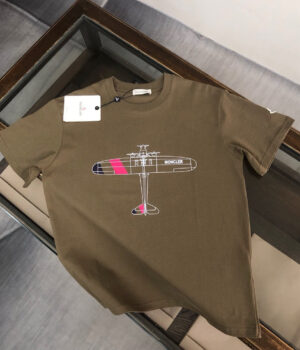 Moncler T-shirt