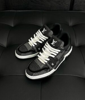 Lv Trainer