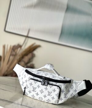 LV Chest Bag M25227