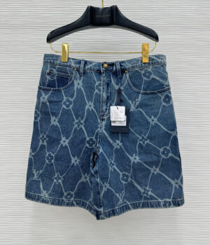 1V Denim Shorts