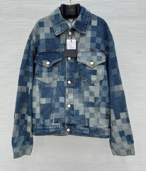 1V Jacket