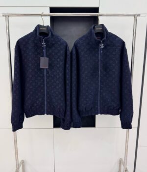 1V Jacket