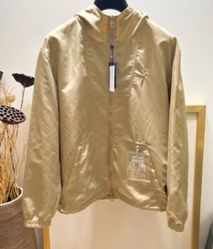 1V Jacket