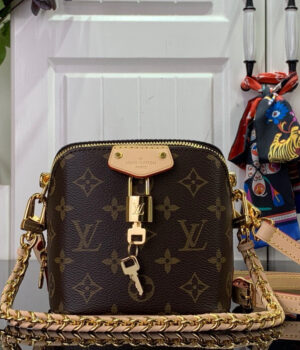 LV Just In Case Bag M47096