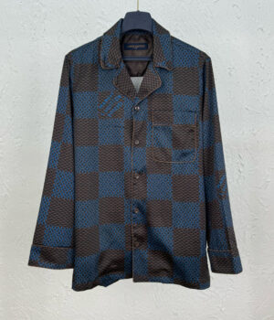 1V Long Sleeve Shirt