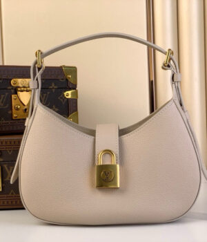 LV Low Key Shoulder Bag M24990 26*18*7