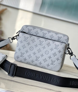LV Messenger Bag M46603