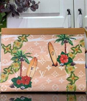 LV Pochette Voyage M83465