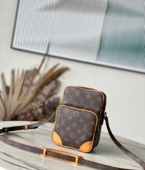 LV Sling Bag M45236