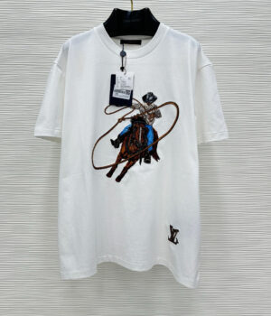 1V T-Shirt