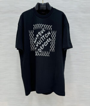 1V T-Shirt