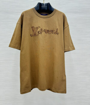 1V T-Shirt