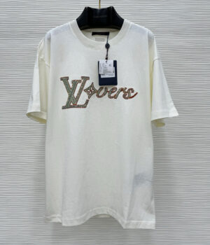 1V T-Shirt