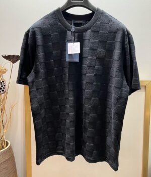 1V T-Shirt