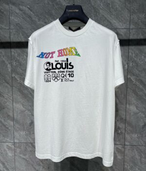 1V T-shirt