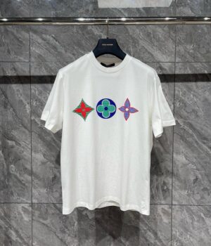 1V T-shirt