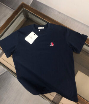 Moncler T-shirt
