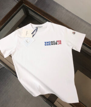 Moncler T-shirt