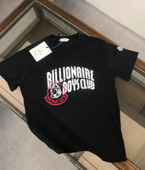 Moncler T-shirt