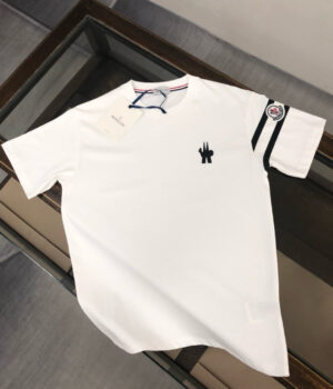 Moncler T-shirt
