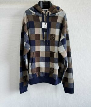 1V Hoodie