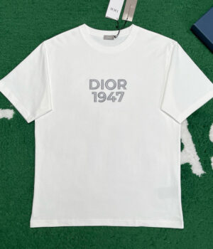 Dior T-shirt